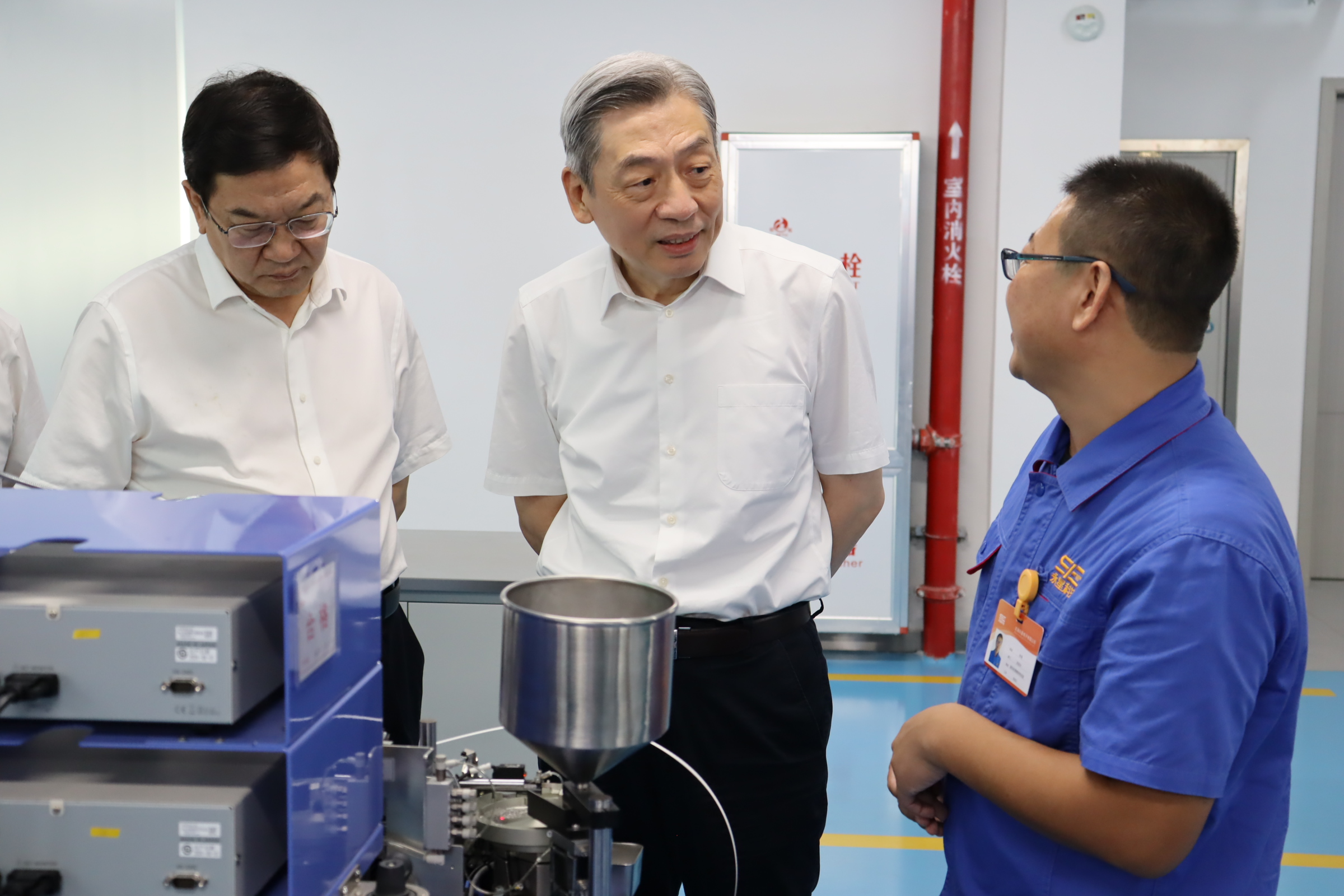 聚焦永星 | 自治区政协主席孙大伟一行莅临永星科技考察调研